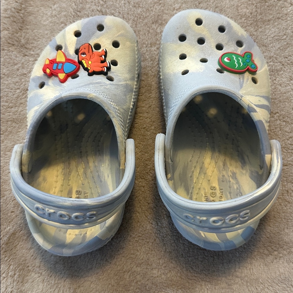 Toddler Crocs Tan and grey marble color